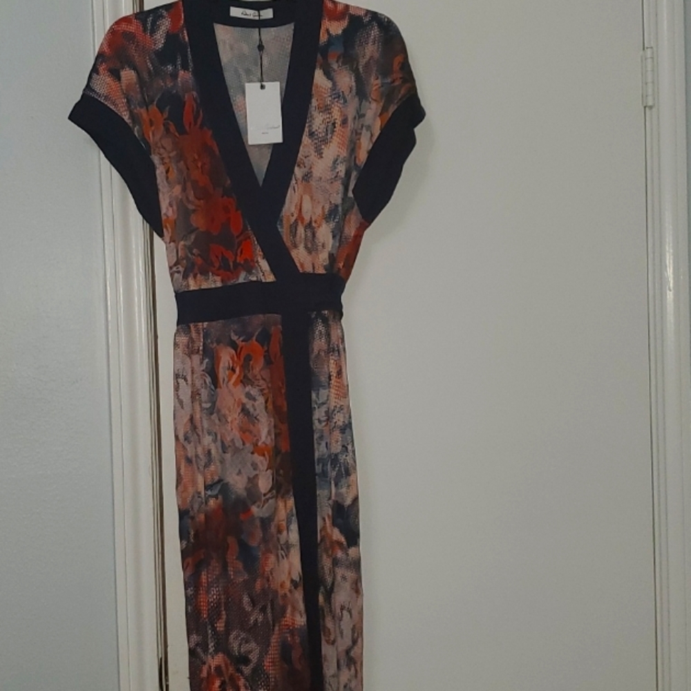 Robert Graham size S